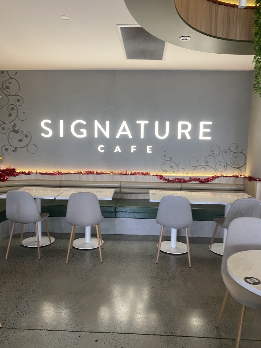 Signature Cafe